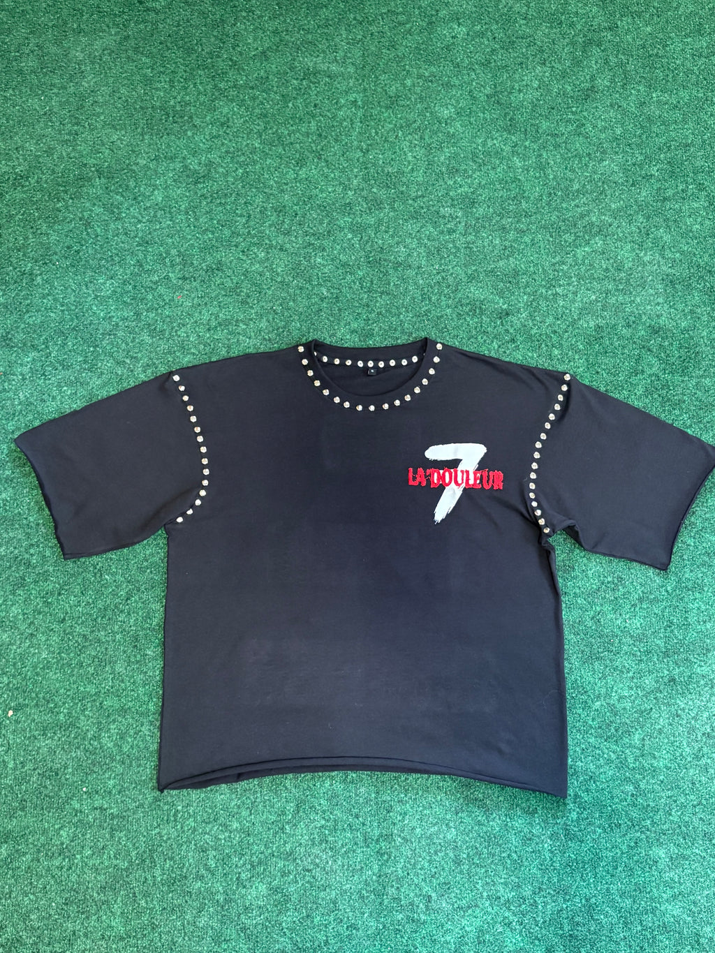 MIDNIGHT (BLACK) STYLE IS FOREVER) STUDDED CROP TEE