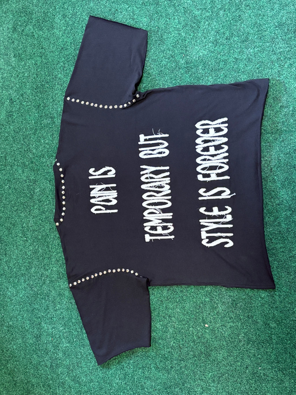 MIDNIGHT (BLACK) STYLE IS FOREVER) STUDDED CROP TEE