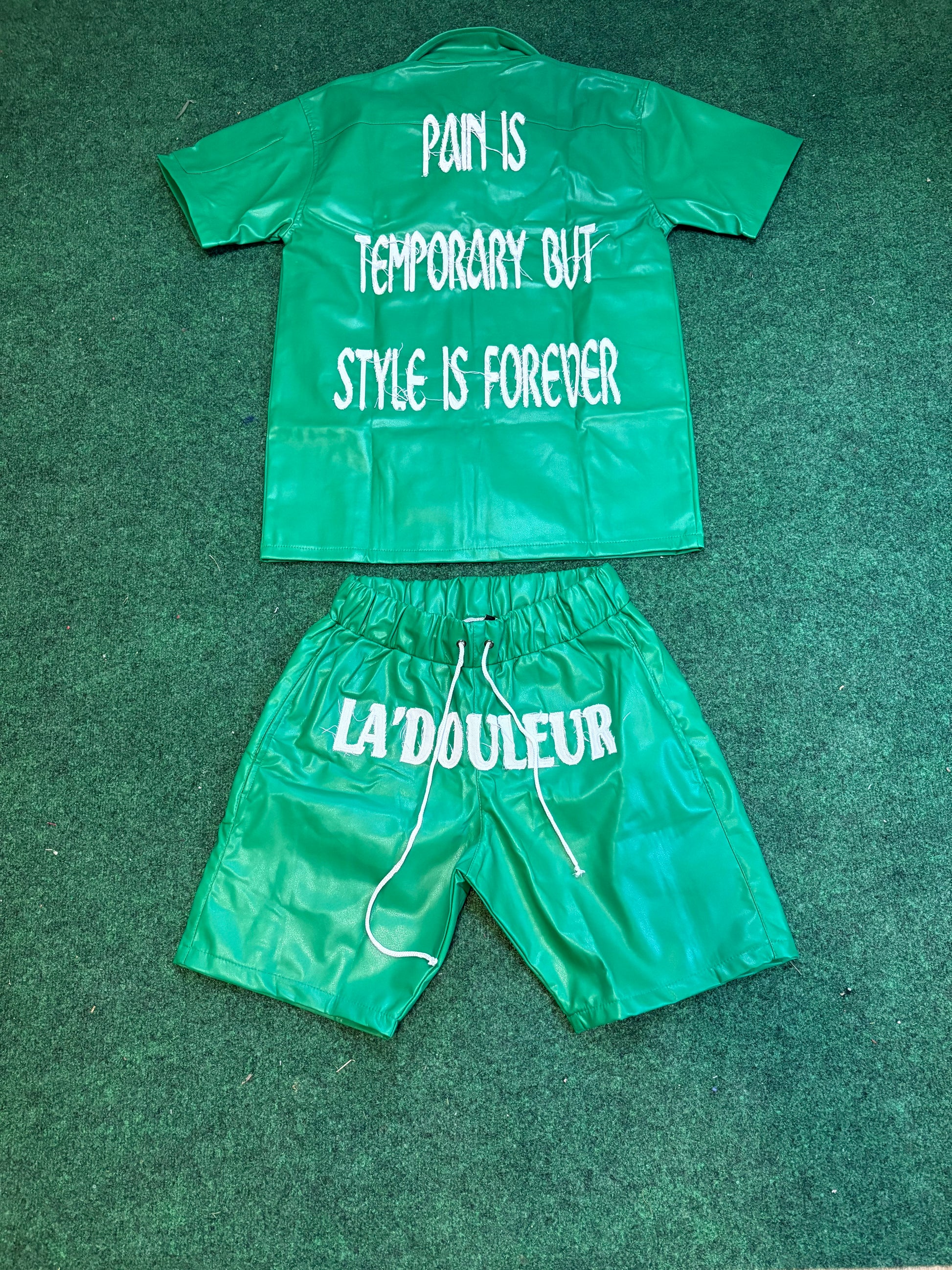 2 PIECE FAUX LEATHER SET (BLACK)