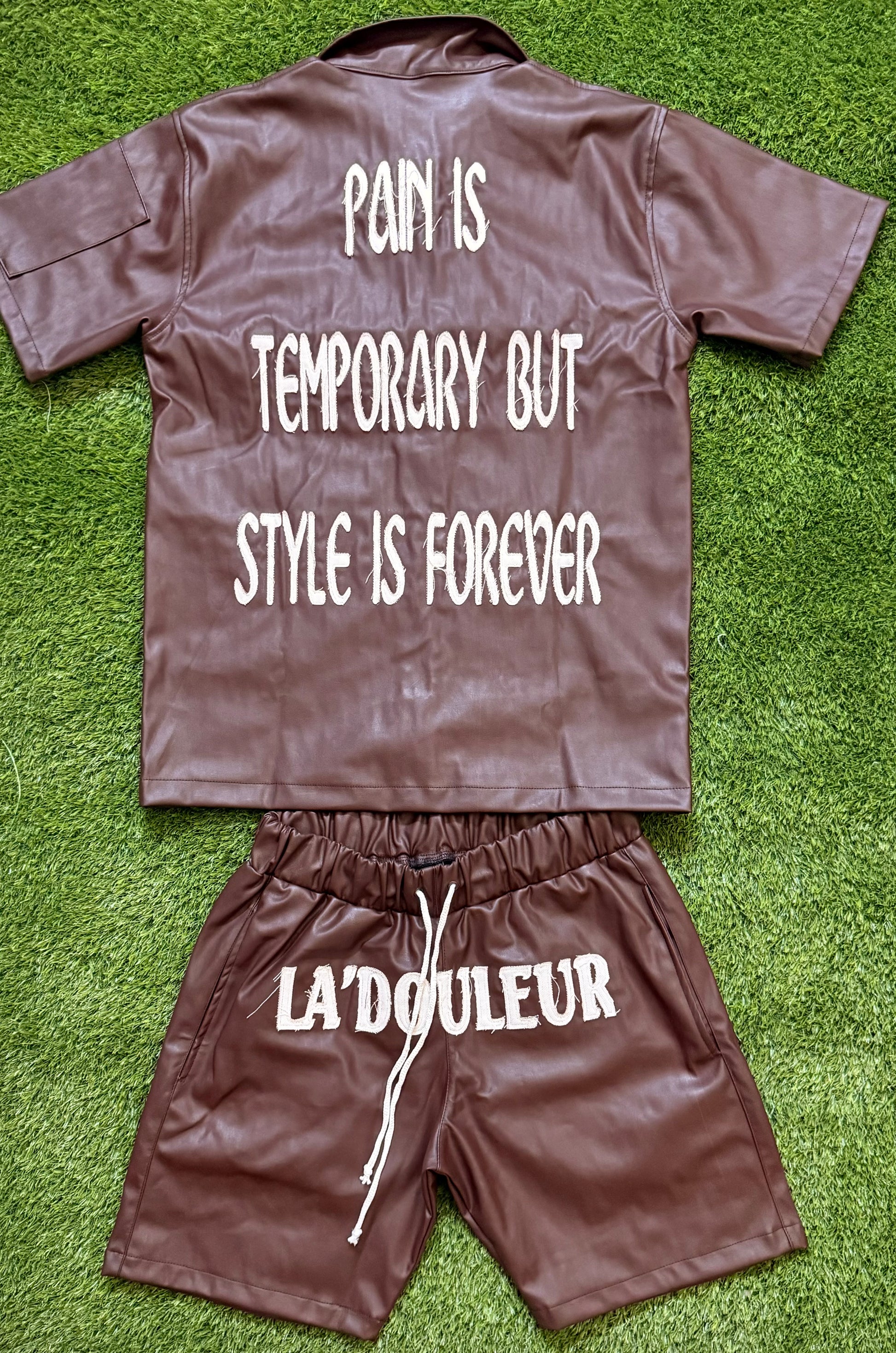 2 PIECE FAUX LEATHER SET (MOCHA BROWN)